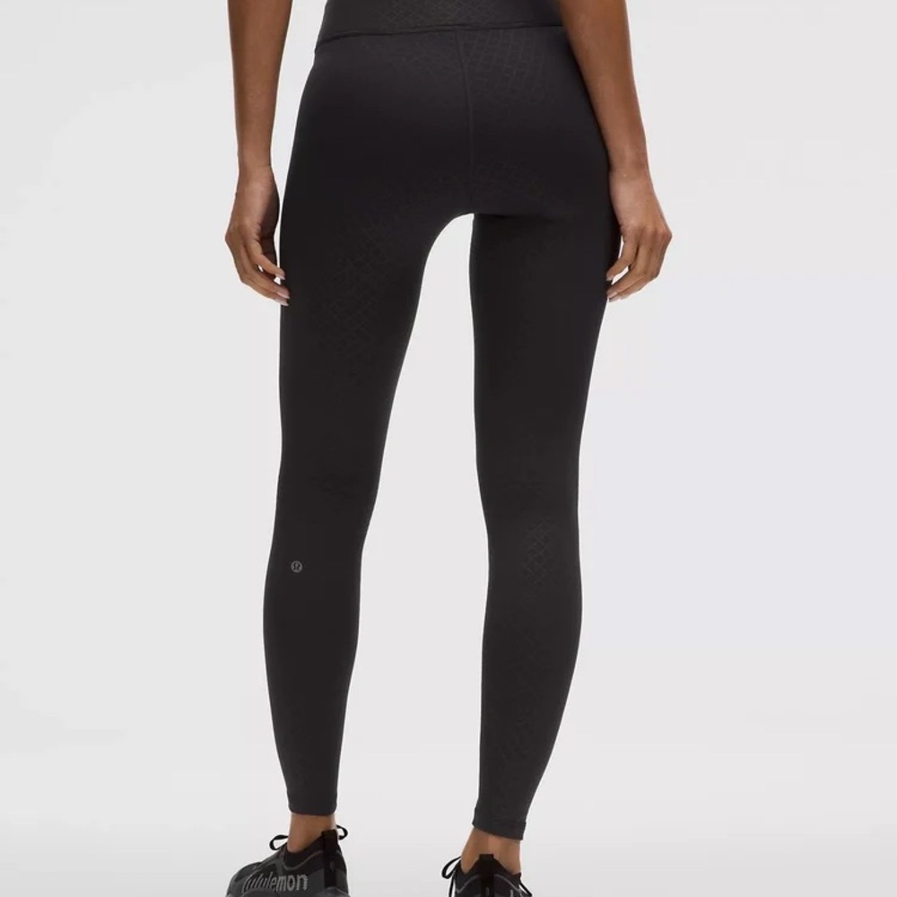 NWT lululemon fleece  high rise Running Tight 28"
